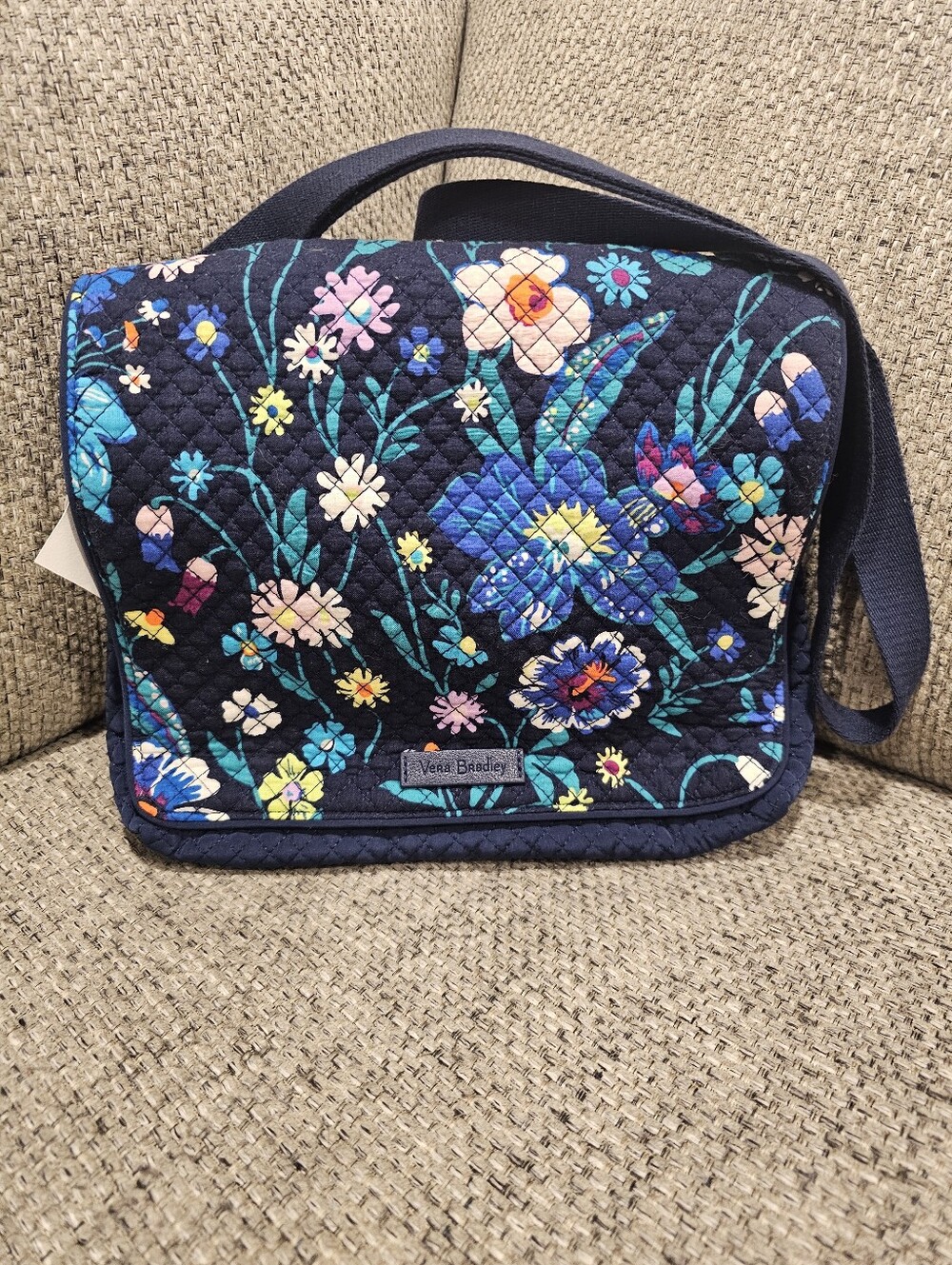 Vera Bradley Microfiber Turnabout Crossbody In Moonlight Garden & Navy Blue EUC